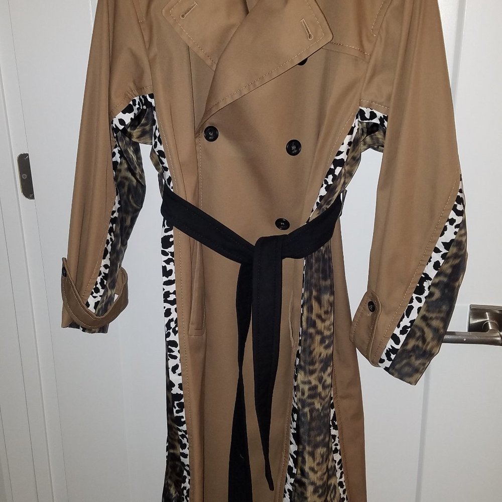 No.21 Spotted Chine Print-Panel Trench Coat